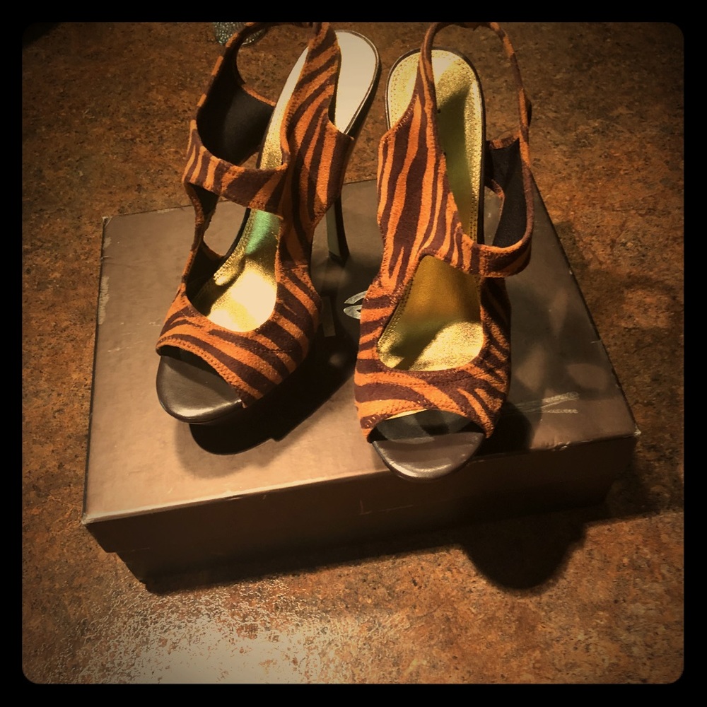 Bebe Leopard print suede shoes